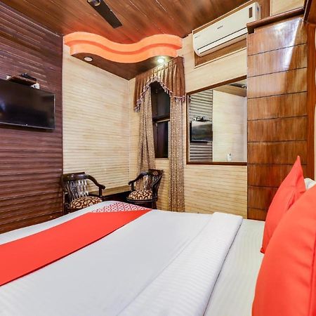 Hotel Roma Deluxe - New Delhi Railway Station Dış mekan fotoğraf