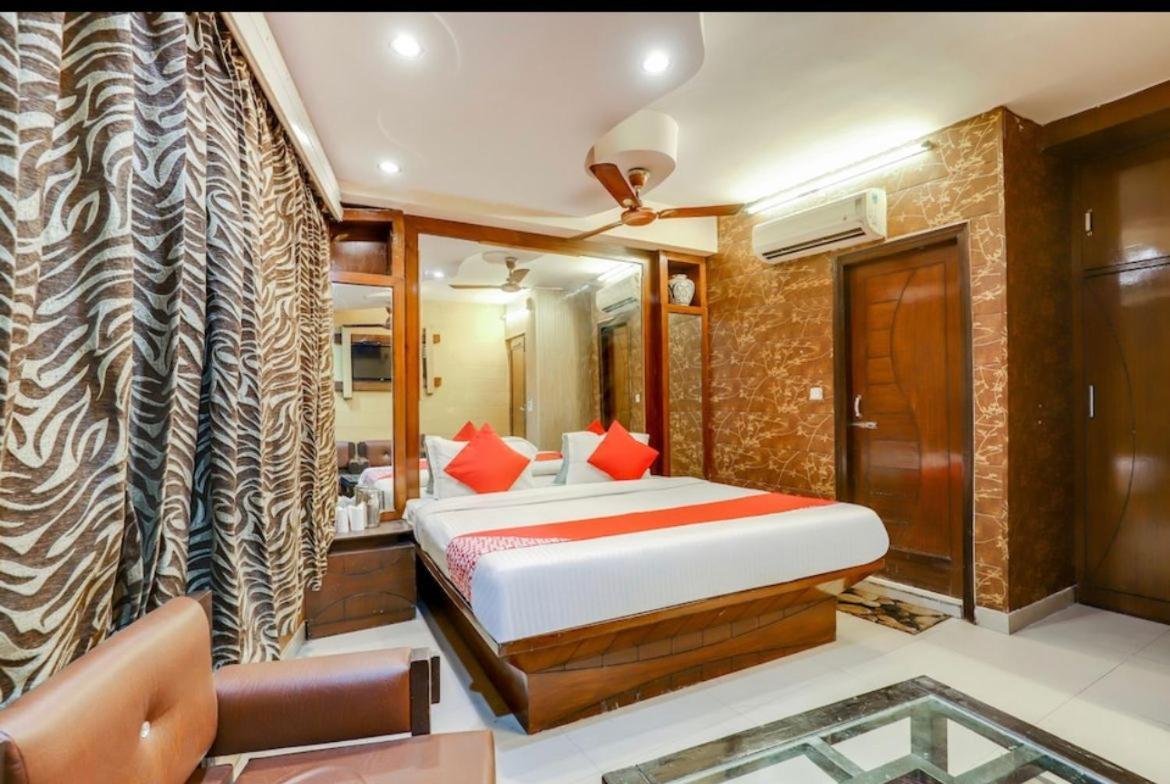 Hotel Roma Deluxe - New Delhi Railway Station Dış mekan fotoğraf